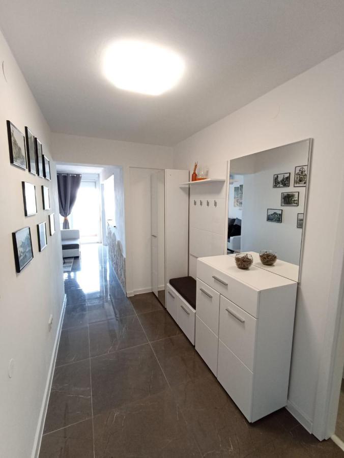 Beetlejuice Apartments Sibenik Exterior photo